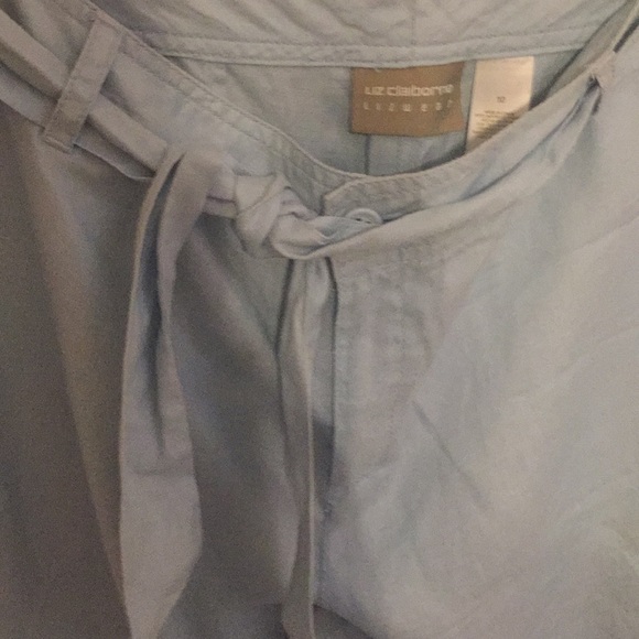 Capris - Picture 4 of 4